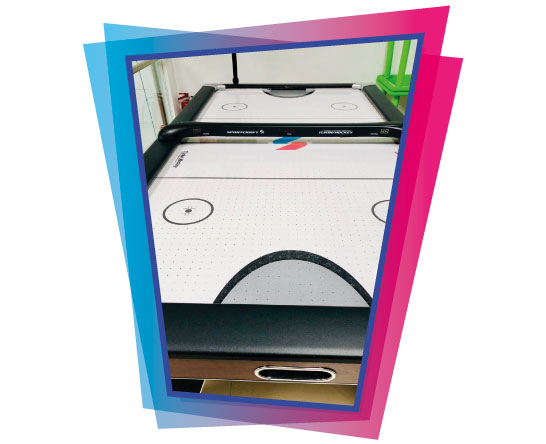 Salón de fiestas Dan y Don - Mesa de hockey 03